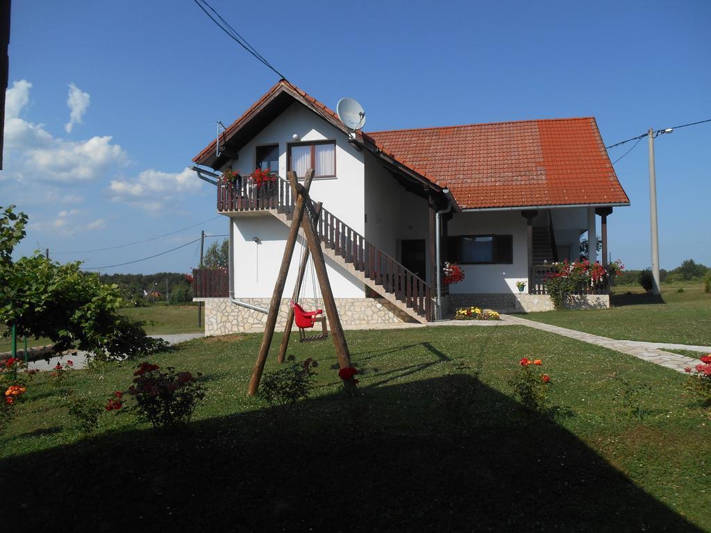 Guesthouse Andja Smoljanac Exterior foto