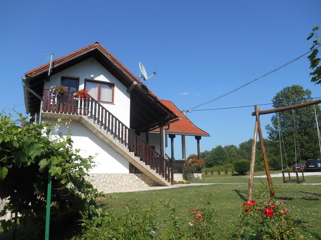 Guesthouse Andja Smoljanac Exterior foto